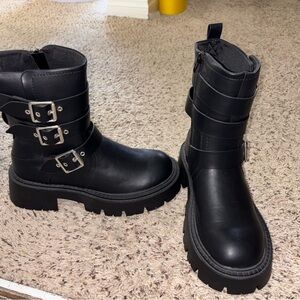 Topshop Chunky Biker Boots